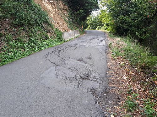 strada per Caprignano