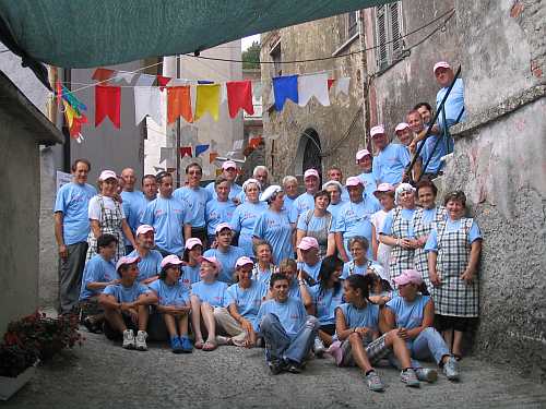 La cooperativa di vallecchia, foto di gruppo